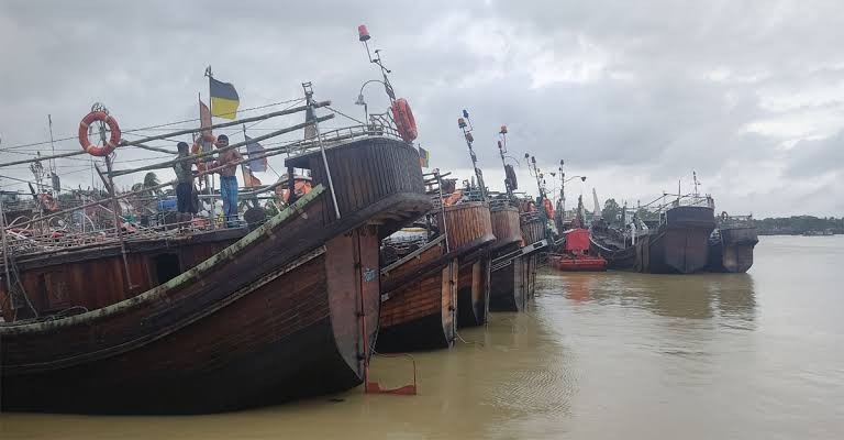 মহেশখালী কালারমারছড়ায় 'ঘাটকুল'কে ফিশারি ঘাটে রুপান্তর